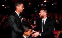 Ronaldo ve Messi'yi es geen 19 kii! 