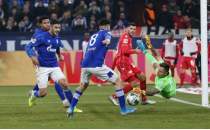 Ozan Kabak asisti yapt, Schalke kazand