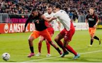 PSV Eindhoven'a ligde 3 gollü şok!