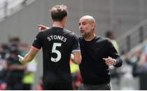 Manchester City'de stoper alarmı