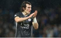 alar Sync oynad, Leicester zorlanmad