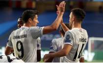 Bundesliga'da heyecan balyor