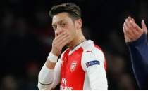 Mesut Özil'den 'ayrılık' isteğine cevap geldi