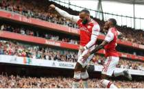 Alexandre Lacazette İspanya'nın yolunu tutuyor