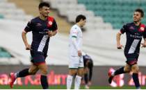 Antalyaspor, Bursaspor'u 3 golle eledi!