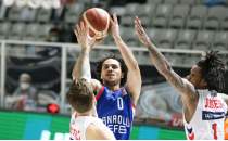 Anadolu Efes, ligde galibiyet serisini srdryor
