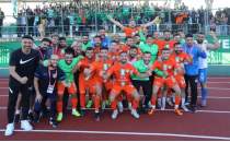 Idrspor 9 hafta sonra evinde oynad!