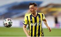 Sper yabanc krizi! Mesut zil iin 'mavi kart' uygulamas