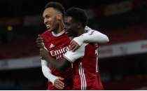 Arsenal ikinci yarıda 3'lük attı ve kazandı