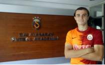 Galatasaray'da 3 yllk imza