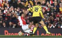 Ozan Tufan oynad, Arsenal kazand