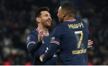 Ander Herrera: 'Mbappe, Messi'den bir eyler renmek istiyor'