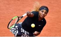 Federer turlad, Serena elendi