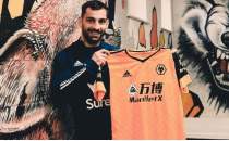 Wolverhampton, Jonny Otto'nun szlemesini uzatt