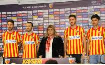 Kayserispor yeni transferlerini tanıttı