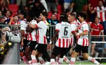 PSV Eindhoven'dan gvde gsterisi!