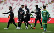Sivasspor son 16 turuna 5 golle ykseldi