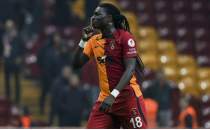 Gomis yine kilidi at! Turu ald!