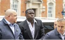 Kedisini tekmeleyen Zouma'nn cezas belli oldu!