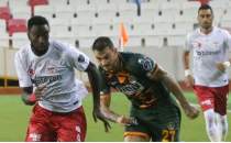Alanyaspor, beraberlii son anlarda kurtard