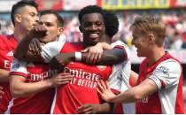 Arsenal, Leeds United' atee att!
