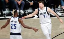 Luka Doncic'in sihri: 50 say!