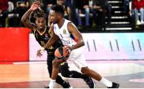 Anadolu Efes, Fransa'da kaybetti!