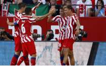 Atletico, Sevilla'dan 2 golle kt