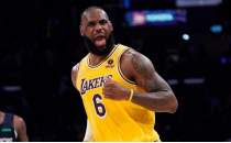 LeBron James 56 sayyla yine tarihe geti!