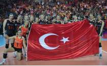 Eczacba Dynavit, Dnya 3.'s oldu