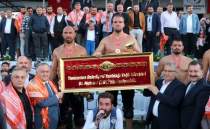 Yuntda Yal Greleri'nde bapehlivan Hseyin Gmalan oldu