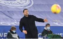 Everton'da Lampard, gole sevinirken elini krd