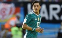 Hansi Flick'ten Mesut zil'e vg!