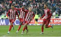 Fiorentina - Sivasspor: lk 11'ler