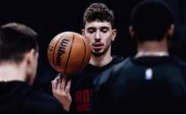 Alperen'in 21 says Rockets'a yetmedi