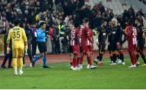 Lale Orta: 'Ofsaytms diyor, ofsaytms ne?'