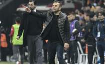 Okan Buruk kendisine de fark att!