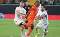 Okan Buruk'tan Alanya'da 9 deiiklik!