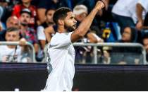 Milan, Cagliari deplasmanında geri döndü!