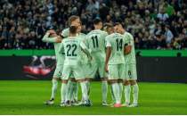 Borussia Mnchengladbach, iki golle galip