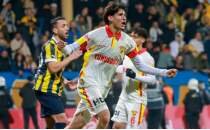 G�ztepeli �zzet Furkan ve Manisa FK'l� Kadir Kaan tutukland�