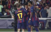 VAR kararı maça damga vurdu: Barcelona, Olympiakos'a fark attı!