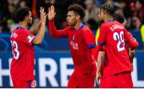 2 krmz kartl, 9 goll mata PSG, Leverkusen'e gol olup yad!