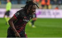 Beşiktaş ve Trabzonspor takipte: Franco Tongya