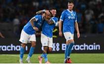 Napoli evinde hata yapmad!