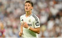 Elche teknik direktrnden Arda Gler'e byk vg: 'Tam bir fenomen!'