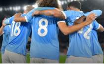 Lazio 9 kişi kaldı ama Parma'yı şaşkına çevirdi!