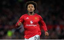 Zirkzee, �arta ba�l� opsiyonla Roma'ya do�ru!