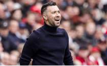 Ajax puan kaybetti, PSV liderliğe yükseldi