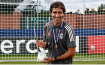 Real Madrid'de Raul ile yollar ayrıldı